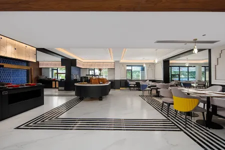 Jinjiang Metropolo Hotel (Motuo Lianhua Park)