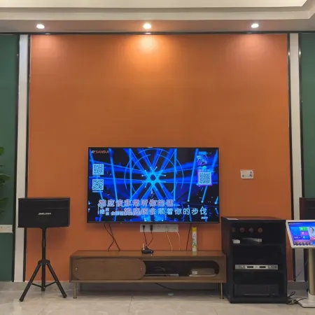 Xile Holiday Villa (Hailing Island Poly Yintan Branch)