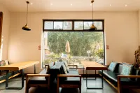 Homeland Dreamland Boutique Hostel