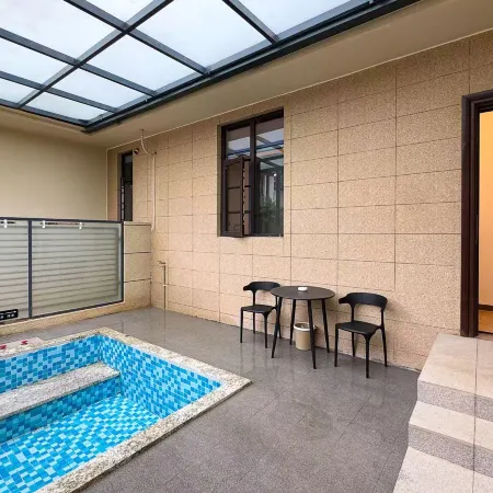 Luhe Shanghu Hot Springs Homestay Hotels in Luhe