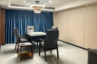 Orange 호텔 (러산 고속철도역 시하오 플라자)