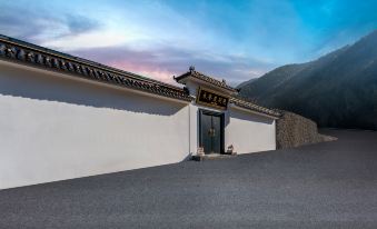 Wutai Mountain Muxiangting Chinese Inn