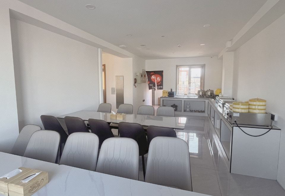 3. 카시노 호텔..