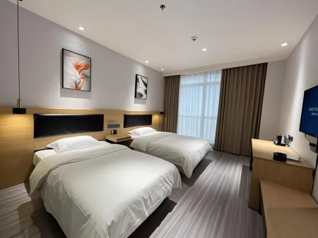 Shenghe Hotel (Ji'an Erqi Road)