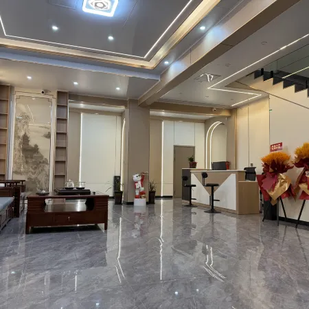 Deqin Benzilan Senman•S Hotel