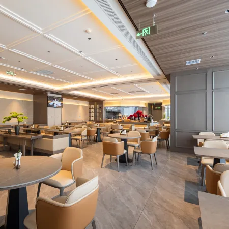 Anshan Haotai Hotel (Anshan Railway Station Victory Square)
