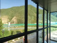 Qiyun Mountain Residence Homestay