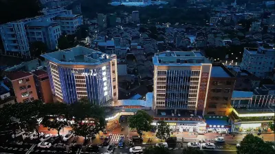 Ruihua Holiday Hotel Hotels near Sima Park