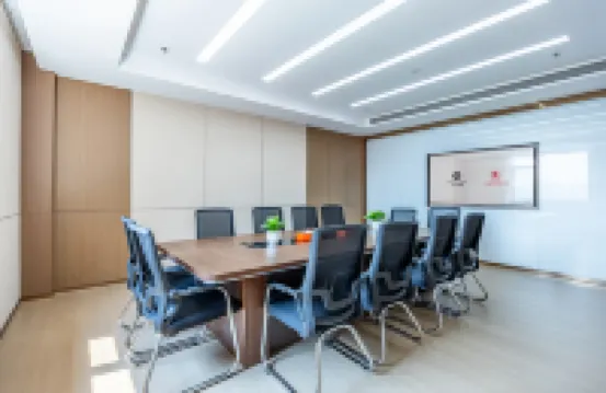 季楓國際飯店（大連西安路商業街香工街地鐵站店）