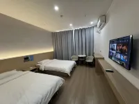 Yiwu Junchen Hotel - parking