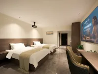 Cloudscape·Lanju High-Rise River View Hotels in Yanji