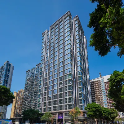 鉑江國際公寓（廣州花地灣地鐵站店） 西朗附近的飯店