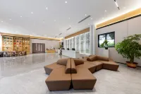 Four Seasons Scenic Hotel (Wuyuan High-Speed Railway Station Cultural Square)