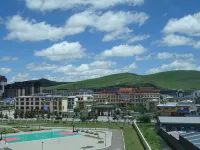Zoige Yunshang Huahai Hotel (Zoige Bus Passenger Center) - เปิดใหม่