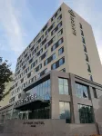Atour Hotel (Qingdao Fuzhou Road, Sakura Town) Hotel in zona Open Business School of China