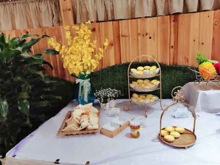 Long Teng International Hotel Отели в г. Жучэн