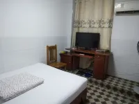 Xinhua Huihong Hotel - Pet friendly