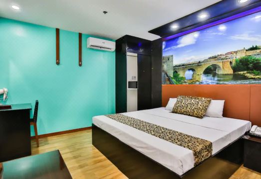 유로텔 페드로 길 썸네일