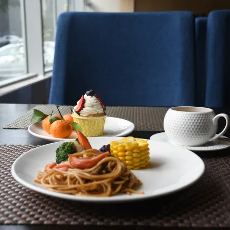 Phoenix Hill Hotel Dongguan (Golf Course Shop)