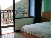 台山亲浪度假旅店 - 海景标准双人房