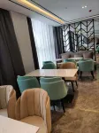 Xana Hotelle Hotel (Xincai Shuiyun Tianjie) - فطور