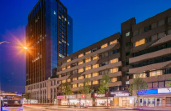 Homeinn Plus Hotel (Chengdu Southwest Jiaotong University Shawan Subway Station) Hotels near Jinniu