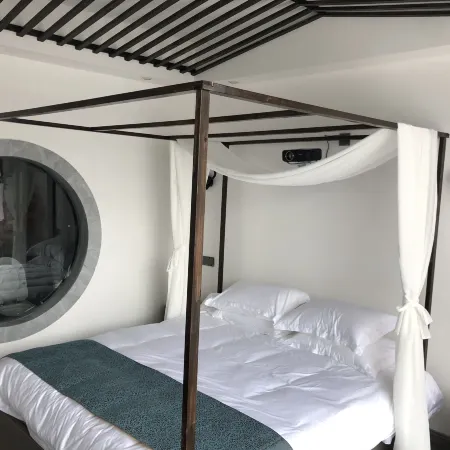 Baizhang Yijia Homestay