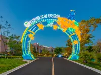 World Dinosaur Valley Hot Spring Hotel Hotels in Lufeng