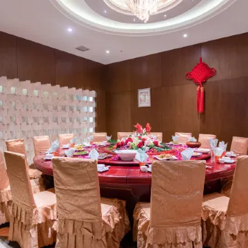 Shilinxuan Holiday Inn (Shilin Scenic Area)