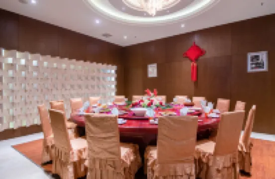 石林鉑晟假日飯店（瑞林路石林風景區店）