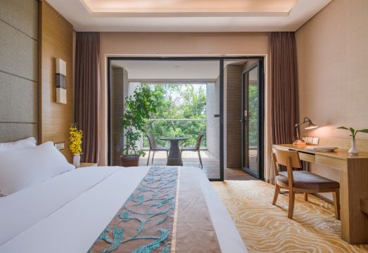 스린쉬안 홀리데이 인의 외관 및 로비 사진