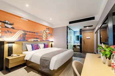 Junyi Selected Hotel(Beijing West Railway Station North Square Century Temple) Hotels in Peking