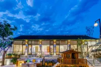 Floral hotel·guitingjunshe Hotel Hotels near Pioneer Peony Garden