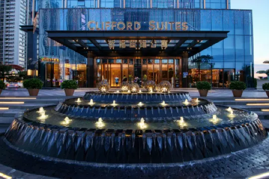 Clifford Suites Отели рядом с достопримечательностью «Chimelong Paradise»