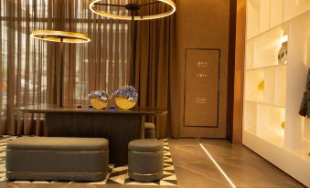 Homeinn Plus(Bei 'an Bus Station)