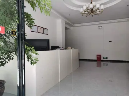 Anlong Tongshun Hotel