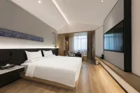 Juyue Hotel (Zhengzhou High-speed Railway East Station Exhibition Center Branch) Отели рядом с достопримечательностью «Хэнаньский университет открытия»