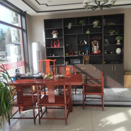 Yunshuyuan Business Hotel