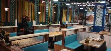 Quanshun Hotel Отели рядом с достопримечательностью «Xinjiang University of Finance and Economics»