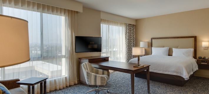 Hampton Inn & Suites Los Angeles - Glendale Hotel di Glendale