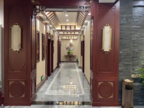 Huating Hotel Hotels in Mulan