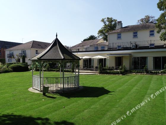 Alton House Hotel
