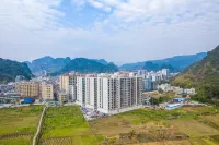 英西峯林走廊緣曦日式風呂民宿 鄰近英西峯林洞天仙境-民俗文化街的酒店