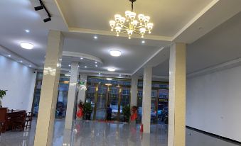 Penglai Business Hotel