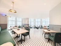 Heguang ALIENSAPCE E-Sprot Hotel(Xichang Qionghai 17 Degree Wanda Plaza Store)