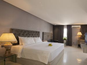 Sunshine Garden Hotel (Miễn phí xe đưa đón SECC - Bệnh viện FV)