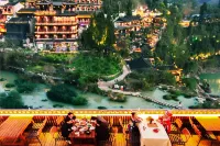 Wangcun Caotang Inn (Furong Town Waterfall)