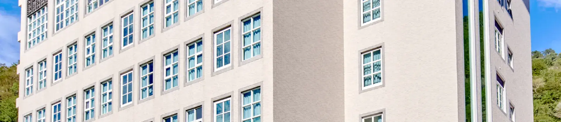 Four-Star Hotels