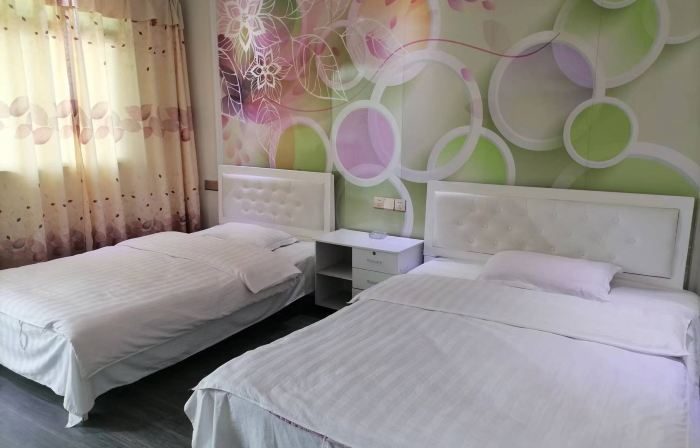 Baoying Jingbao Hotel