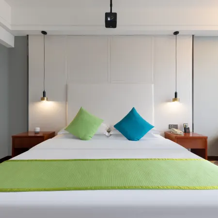 Huatian Hotel